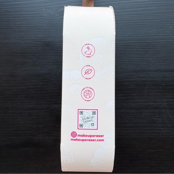 The Original MakeUp Eraser 7-Day Set Neutrals - Picture 4 of 4